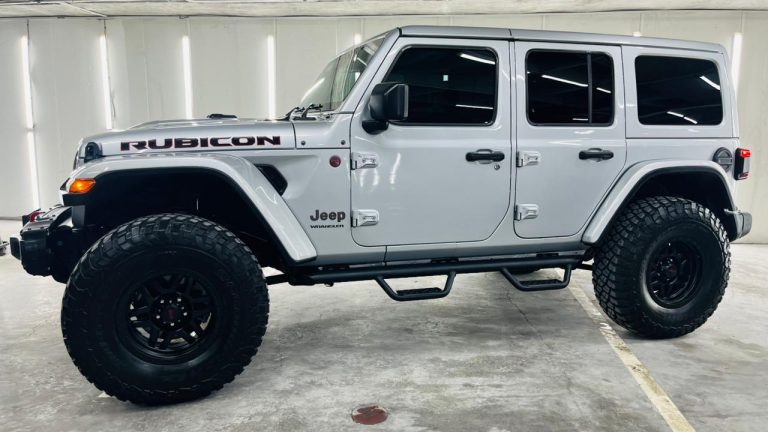 Jeep Rubicon 4×4, Plata, 2023
